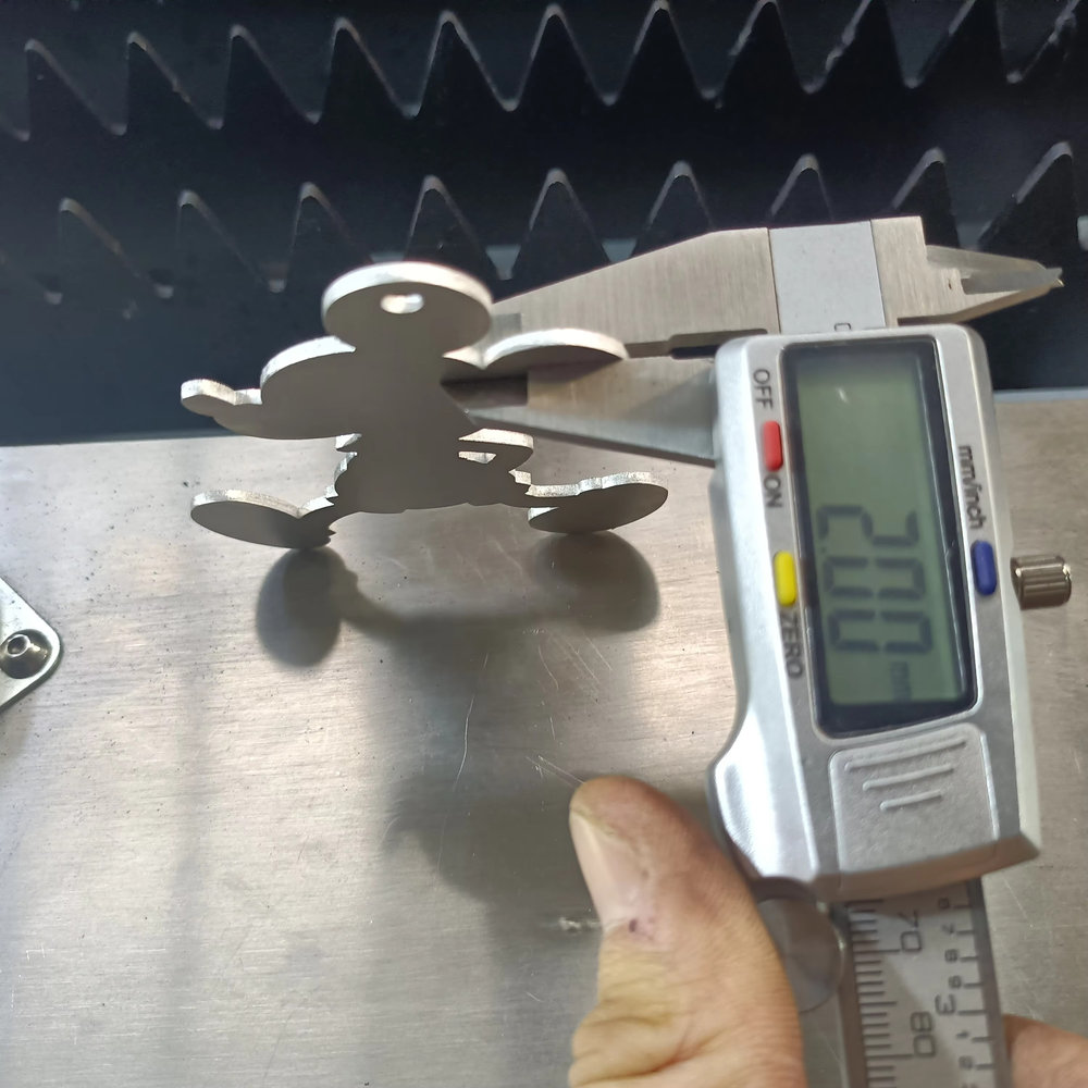 Industry Grade 1kw 1.5kw 2kw 3 - огляд і ціна Industrial Grade Laser Cutter