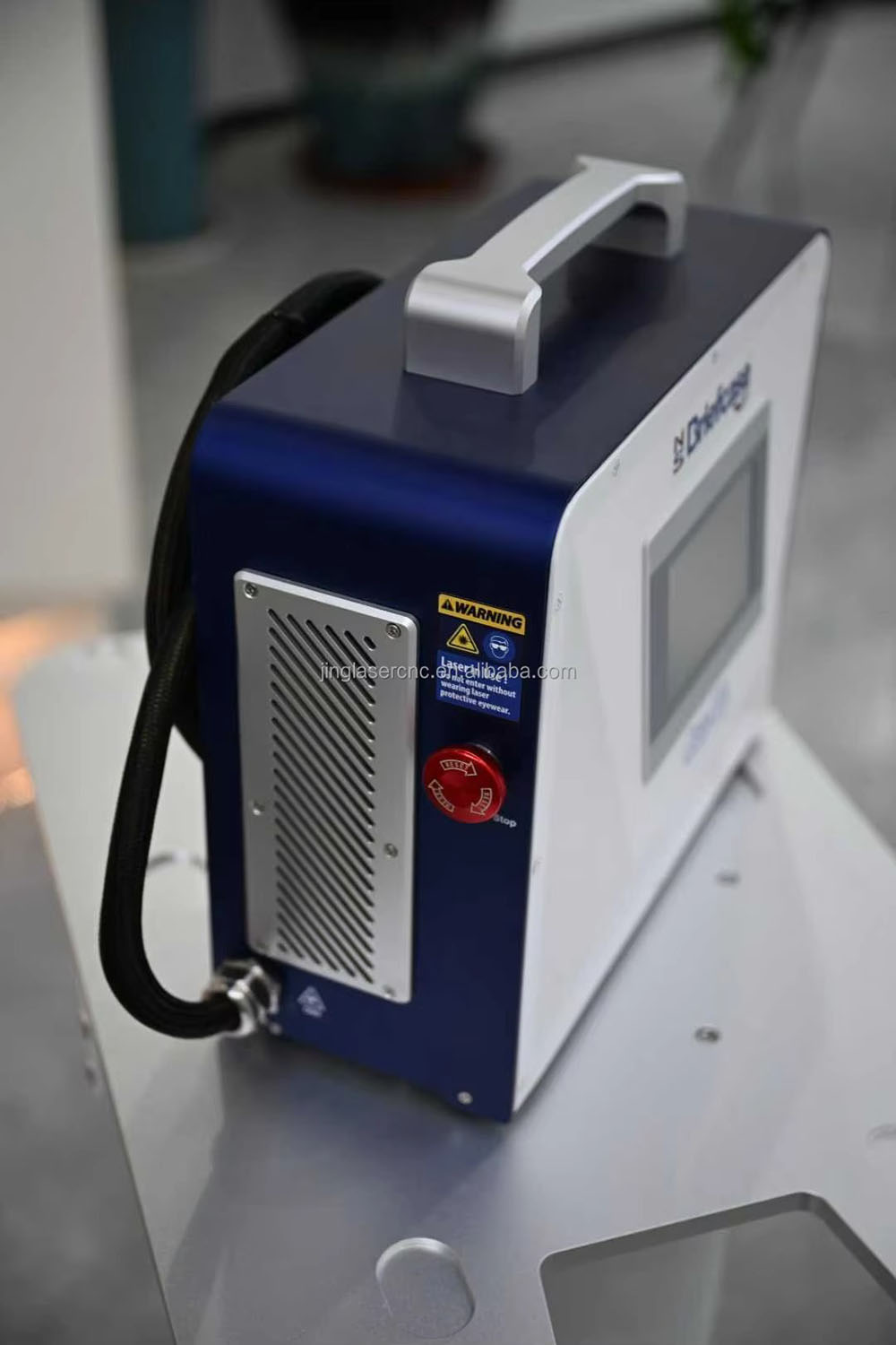 Handheld 3000W Fiber Laser Wel - огляд і ціна Industrial Laser Brands
