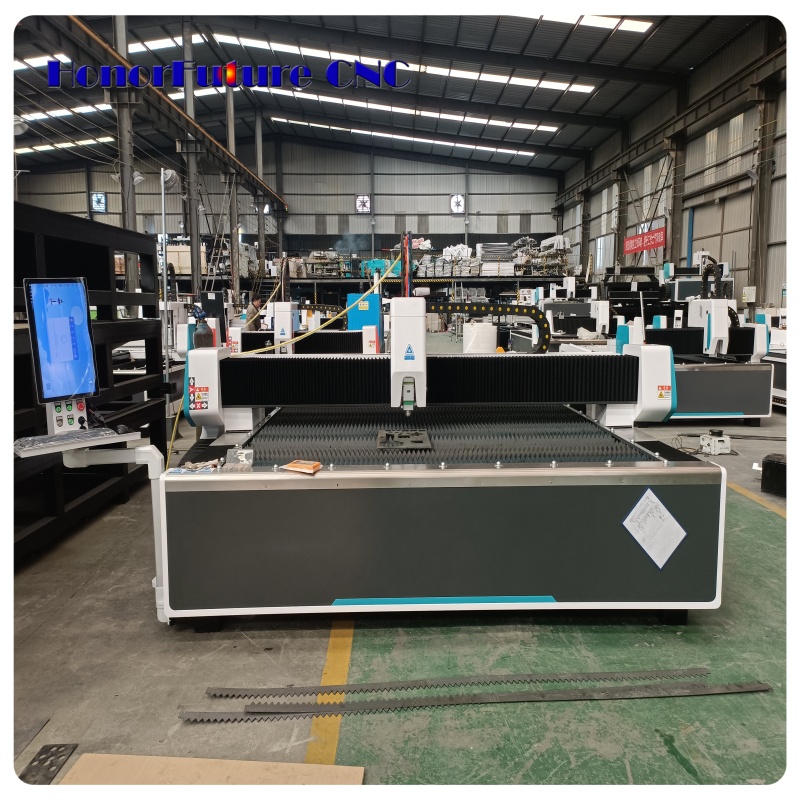 Powerful Fiber Laser Cutting M - огляд і ціна Industrial Fiber Laser Cutting Machine